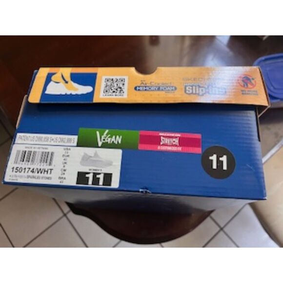 Slip-Ins . Shining Glitz Ultra Flex 3.0 Women's Size: 11 . Skechers . New in Box - Picture 3 of 9